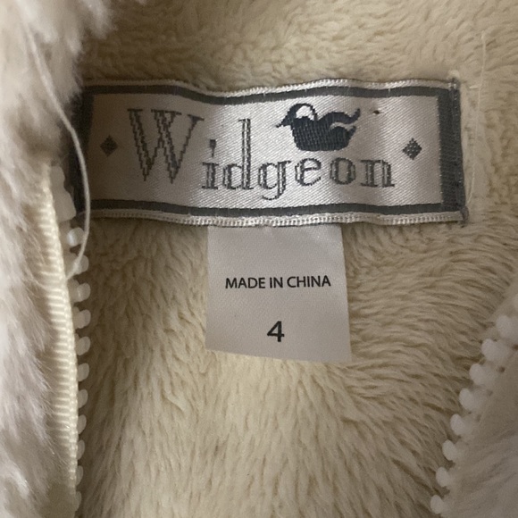 Adorable widgeon vest size 4 worn once - Picture 2 of 4